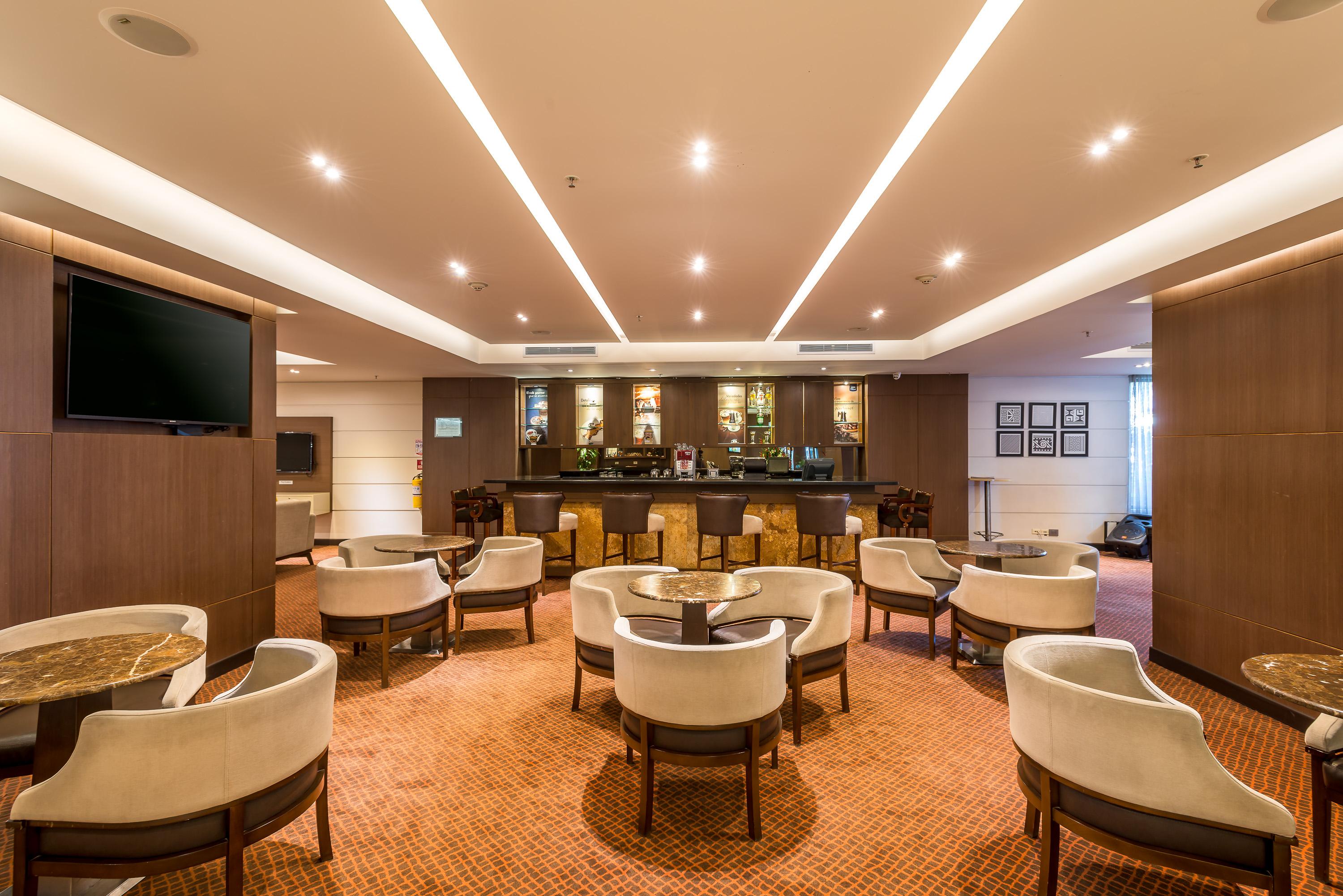 Hotel Dann Carlton Μπογκοτά Εξωτερικό φωτογραφία The Royal Orchid Lounge at Suvarnabhumi Airport