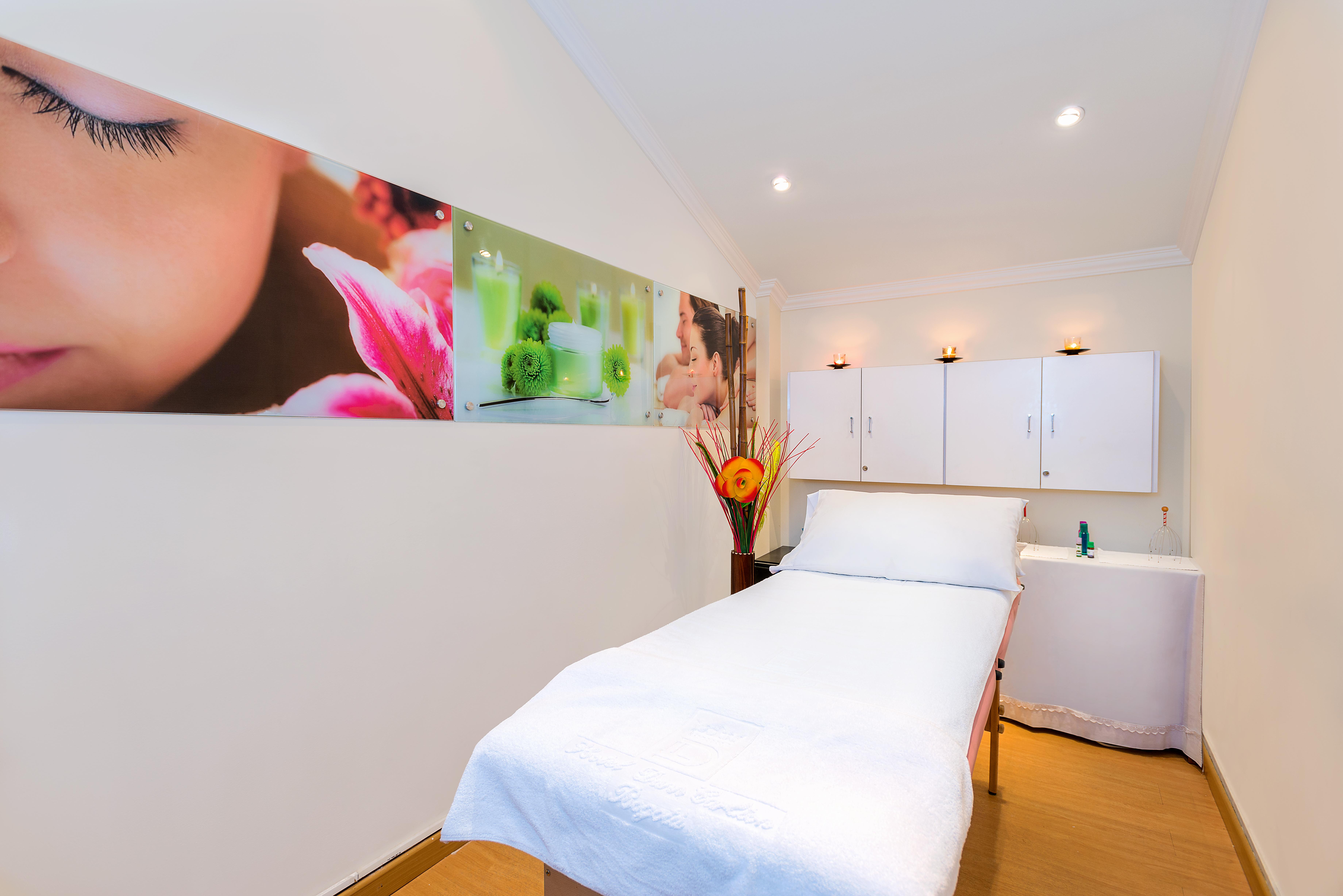 Hotel Dann Carlton Μπογκοτά Εξωτερικό φωτογραφία Treatment room at a spa